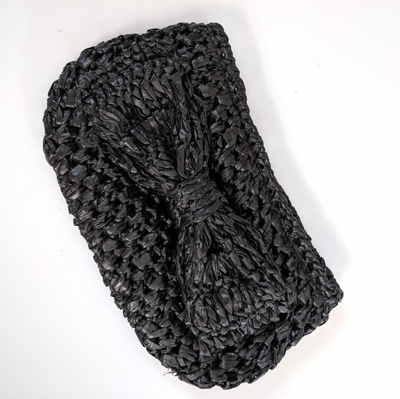 EUC Kimchi Blue Woven Bow Clutch - Picture 3 of 5